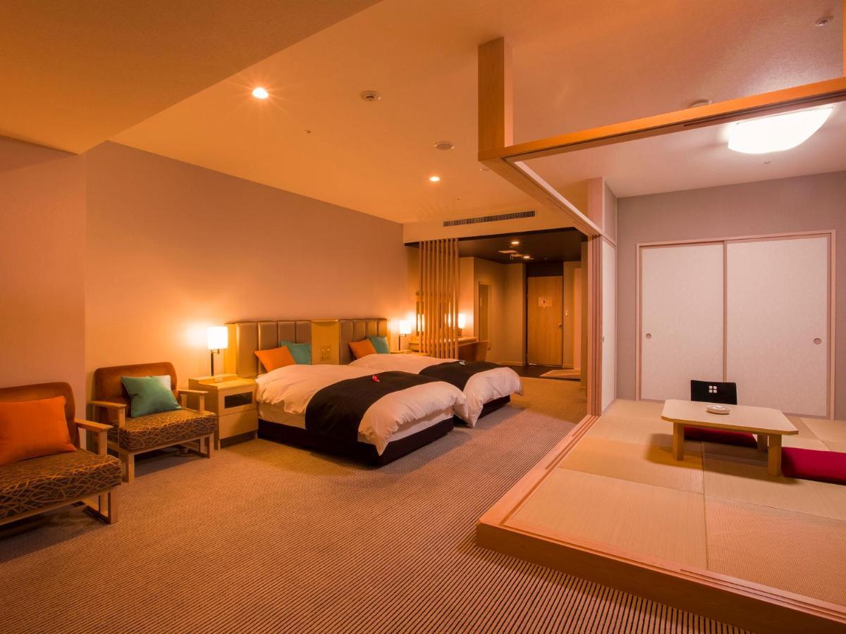 Apa Hotel & Resort Kaga Katayamazu Onsen Kasuikyo Zewnętrze zdjęcie