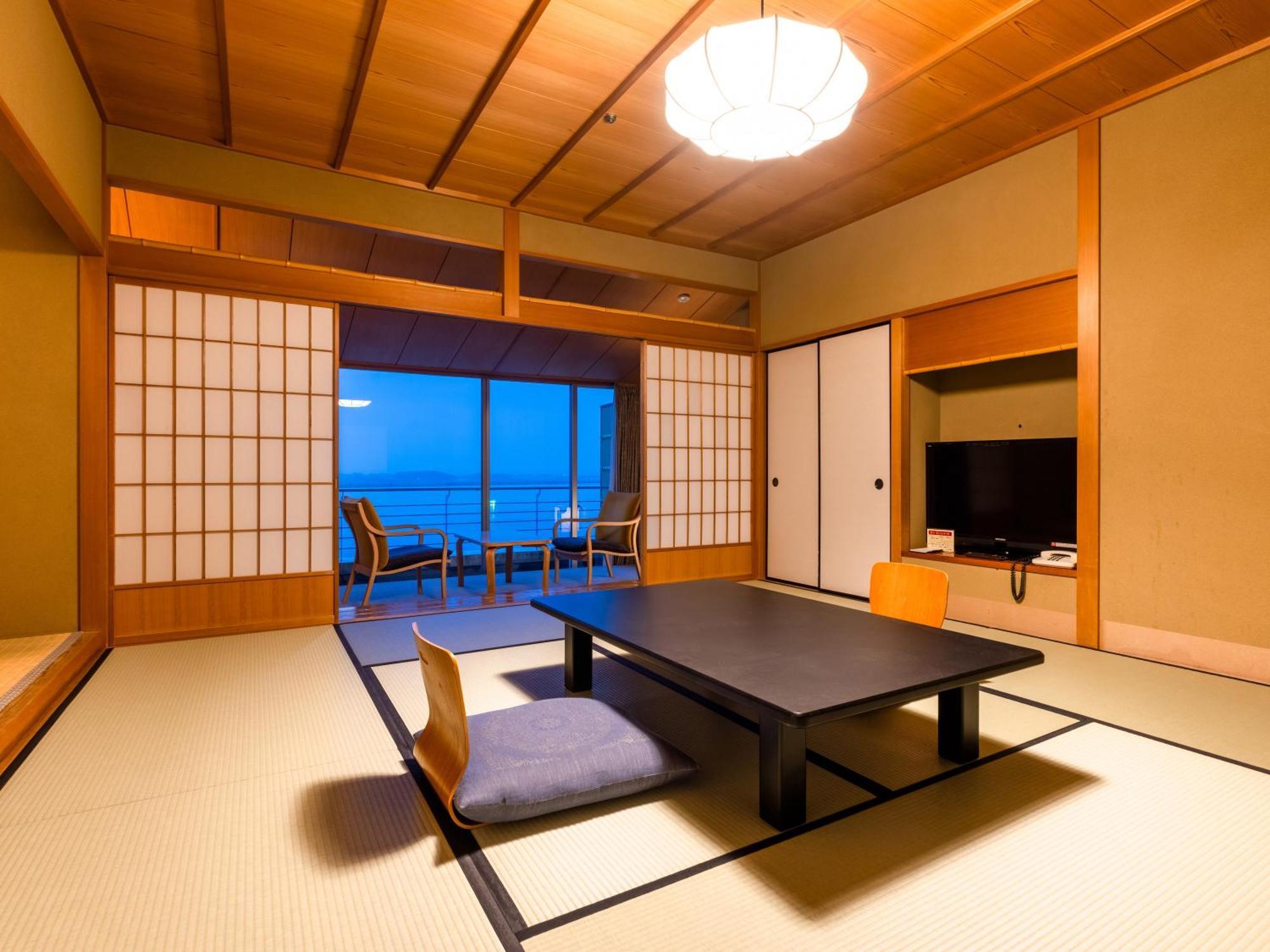 Apa Hotel & Resort Kaga Katayamazu Onsen Kasuikyo Zewnętrze zdjęcie