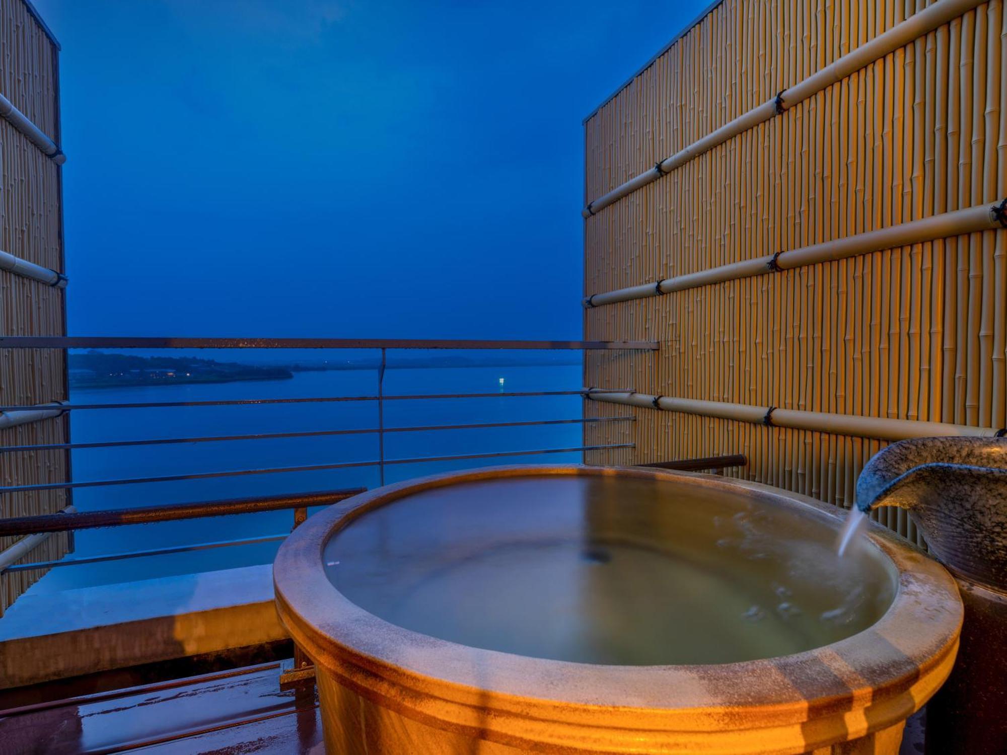 Apa Hotel & Resort Kaga Katayamazu Onsen Kasuikyo Zewnętrze zdjęcie
